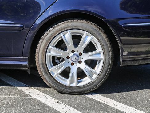 Used 2009 Mercedes-Benz E 350 4MATIC Wagon image 13