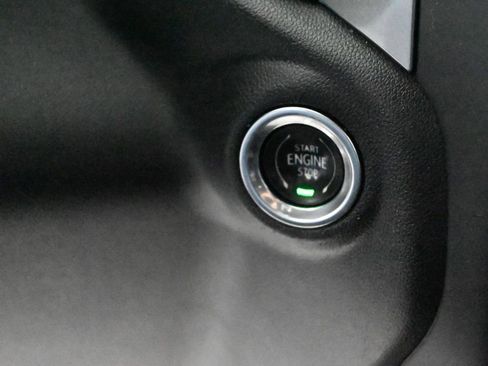 Used 2022 Chevrolet Silverado 1500 RST image 24