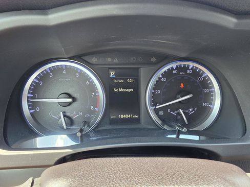 Used 2018 Toyota Highlander XLE FWD image 11