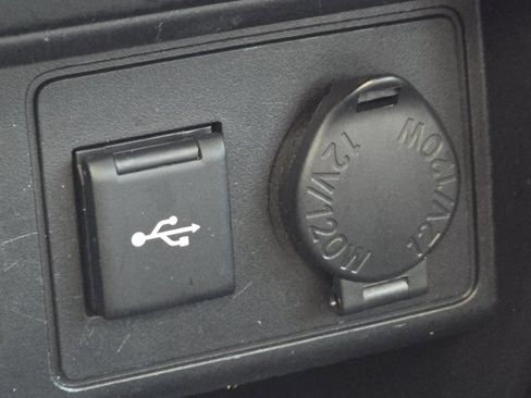 Used 2023 Toyota 4Runner TRD Off-Road Premium image 10