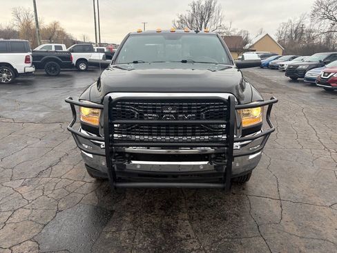 Used 2018 RAM 3500 Laramie Longhorn image 2
