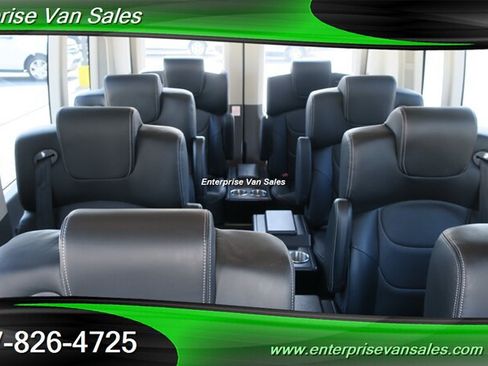 Used 2023 Ford Transit 350 XLT RWD image 2