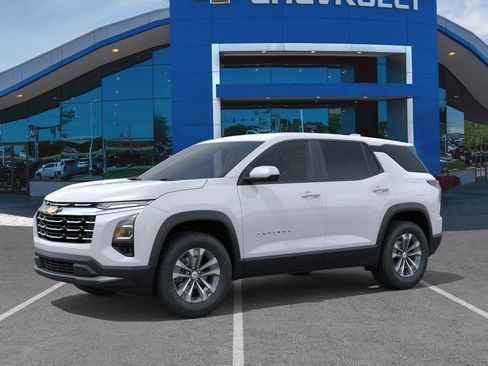 New 2026 Chevrolet Equinox LT w/ Safety and Technology Package FWD image 30