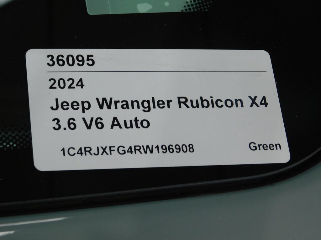 Used 2024 Jeep Wrangler Unlimited Rubicon AWD/4WD image 83