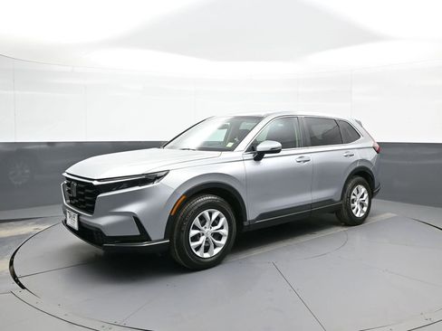 Certified 2025 Honda CR-V LX image 10