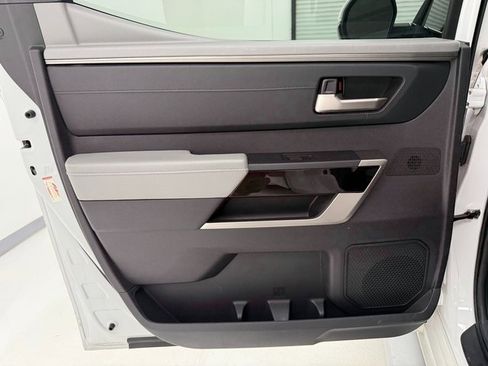 Used 2022 Toyota Tundra Limited image 34