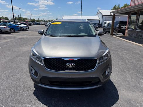 Used 2016 Kia Sorento EX AWD/4WD image 10