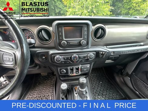 Used 2020 Jeep Wrangler Sport AWD/4WD image 31