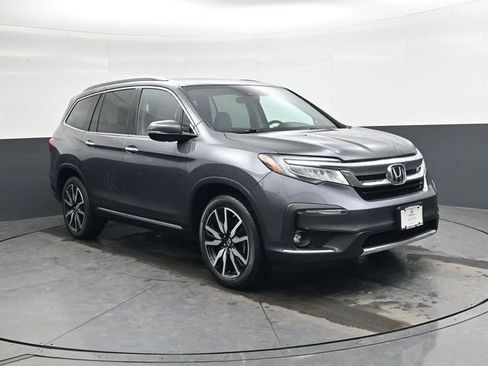Used 2019 Honda Pilot Touring image 2