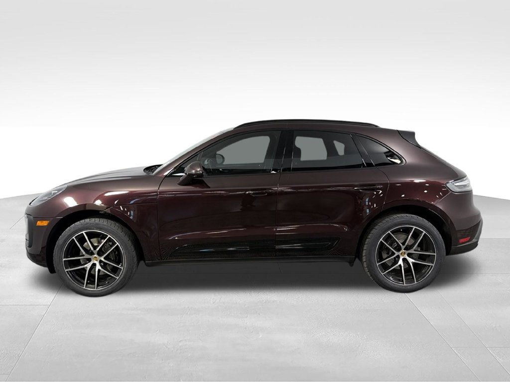 Used 2023 Porsche Macan AWD/4WD image 8