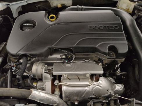 Used 2023 Chevrolet Malibu LS image 30