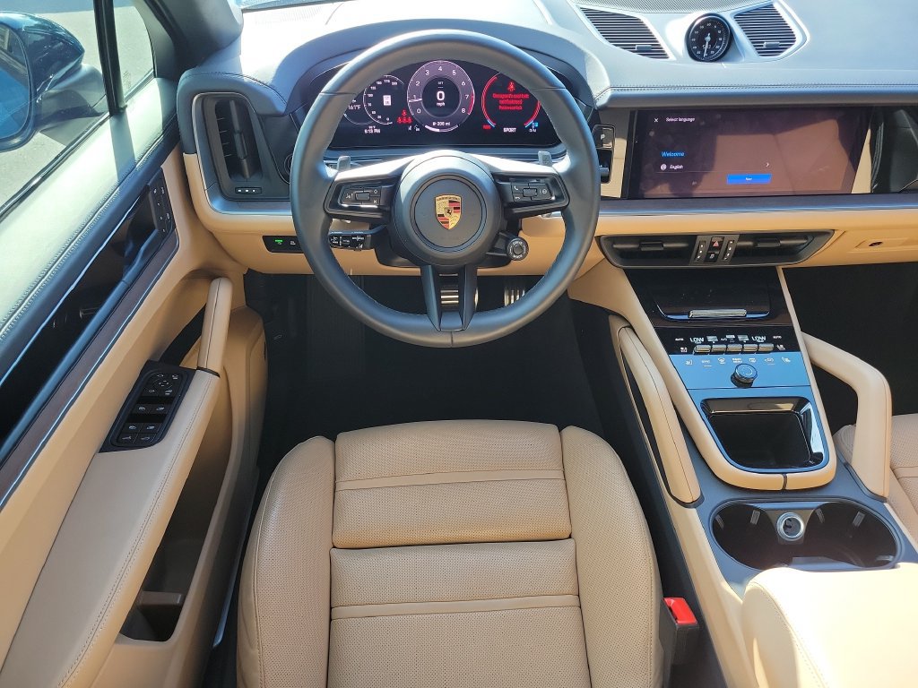 Certified 2025 Porsche Cayenne S AWD/4WD image 21