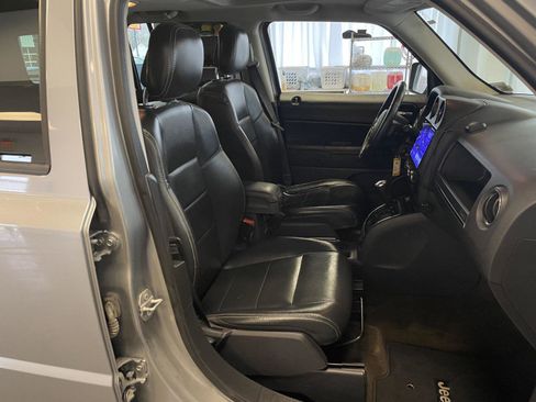 Used 2016 Jeep Patriot High Altitude image 21