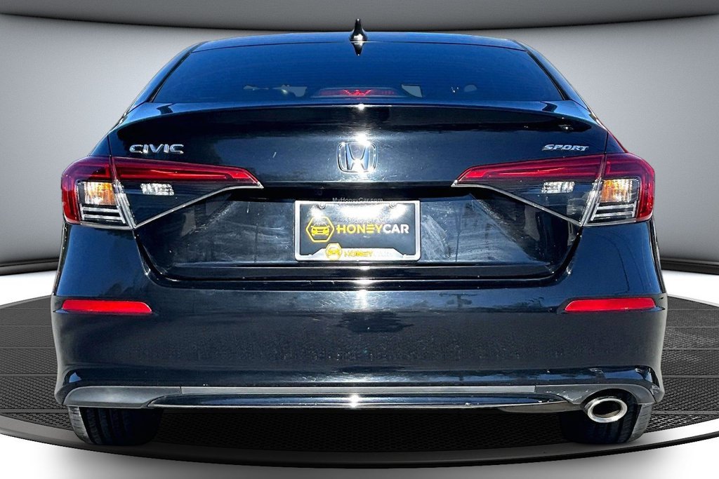 Used 2023 Honda Civic Sport image 5