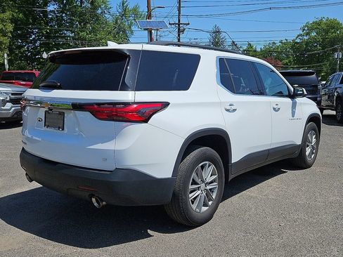 Certified 2023 Chevrolet Traverse LT FWD image 8