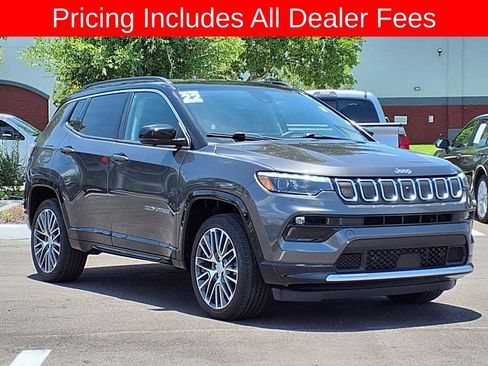 Used 2022 Jeep Compass Limited w/ Elite Group AWD/4WD image 1