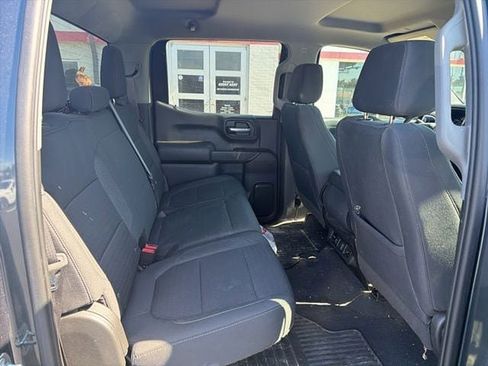 Used 2021 Chevrolet Silverado 1500 LT AWD/4WD image 11