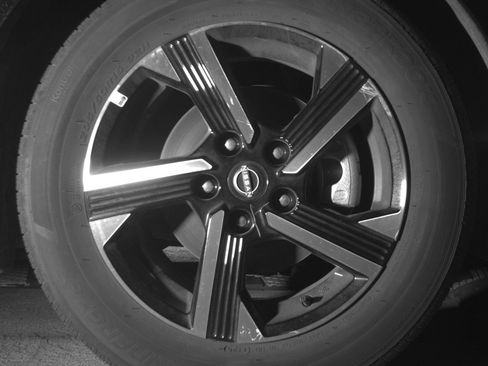 Used 2025 Nissan Sentra SV FWD image 13