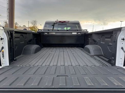 Used 2025 GMC Sierra 3500 Denali w/ Denali Reserve Package image 8