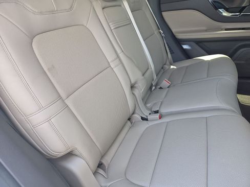 Used 2023 Lincoln Corsair Grand Touring AWD/4WD image 21