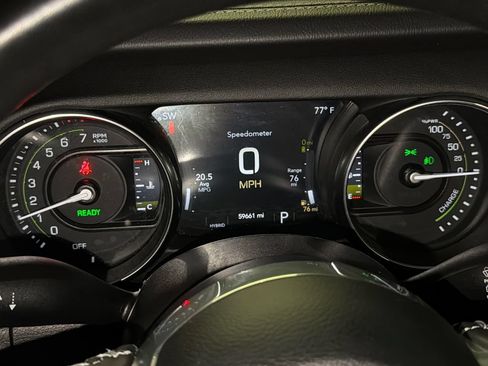 Used 2023 Jeep Wrangler Unlimited Sahara w/ Cold Weather Group AWD/4WD image 30
