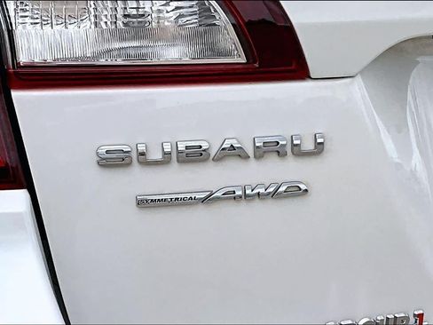 Used 2019 Subaru Outback 2.5i Limited AWD/4WD image 30