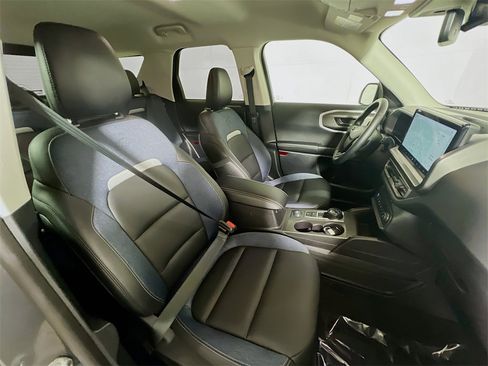 Used 2025 Ford Bronco Sport Outer Banks w/ Outer Banks Tech Package+ image 26