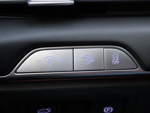 Used 2025 Genesis GV80 2.5T Standard AWD/4WD image 45