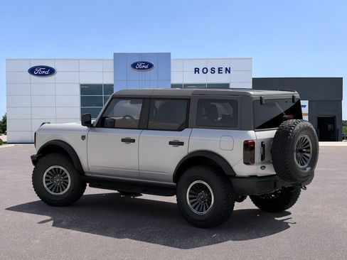 New 2026 Ford Bronco Big Bend w/ Black Diamond Package AWD/4WD image 2