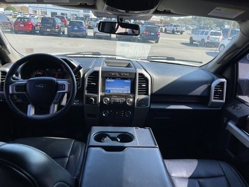 Used 2018 Ford F150 Lariat image 8