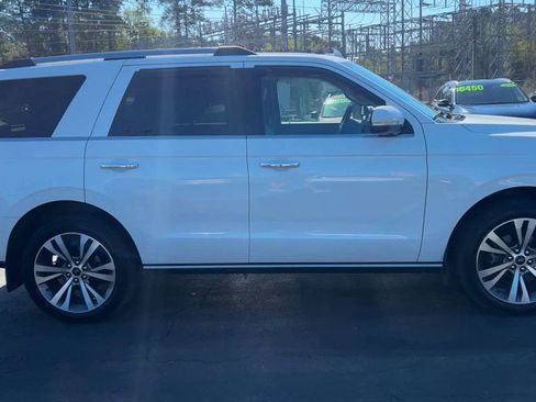 Used 2021 Ford Expedition Limited image 9