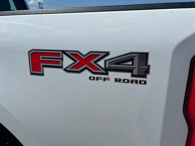 Used 2024 Ford F250 XL w/ STX Appearance Package AWD/4WD image 12