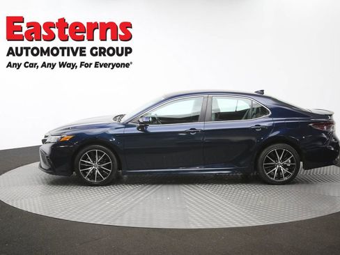 Used 2021 Toyota Camry SE FWD image 59