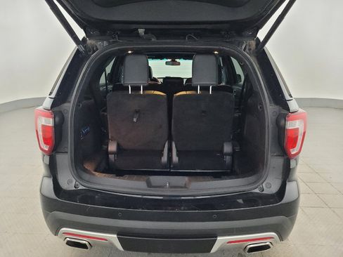 Used 2016 Ford Explorer Platinum AWD/4WD image 29