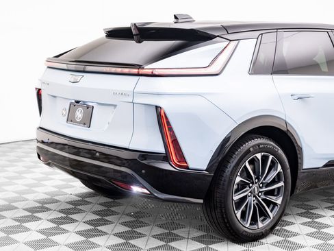 New 2026 Cadillac Lyriq Sport image 34