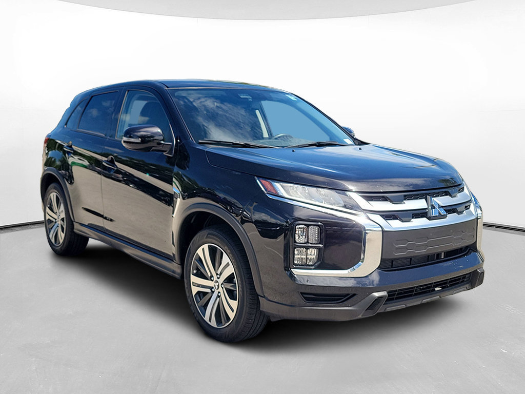 Used 2025 Mitsubishi Outlander Sport AWD image 3