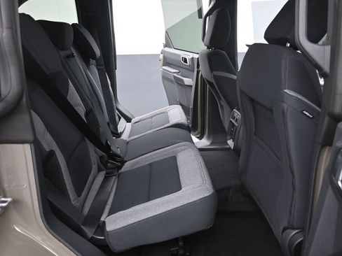 New 2025 Ford Bronco Big Bend image 14