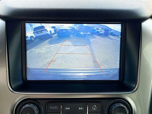 Used 2020 Chevrolet Tahoe LT w/ Luxury Package image 14