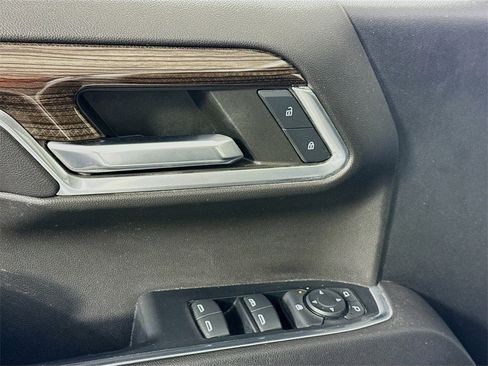 Certified 2023 Chevrolet Silverado 1500 RST image 17