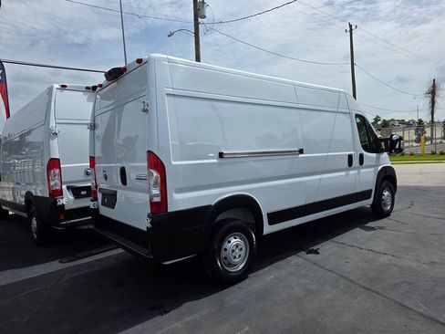 Used 2023 RAM ProMaster 2500 FWD image 6