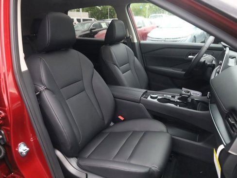 New 2026 Nissan Rogue SV AWD/4WD image 21