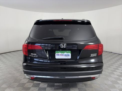 Used 2018 Honda Pilot Touring image 6