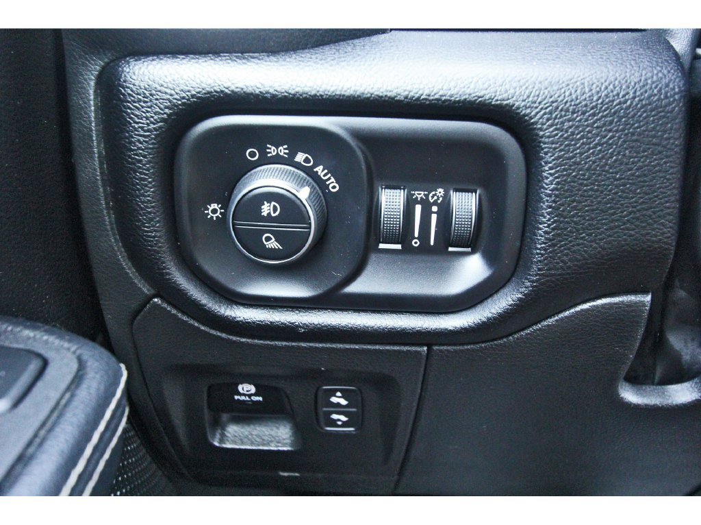 Used 2026 RAM 1500 Laramie AWD/4WD image 20
