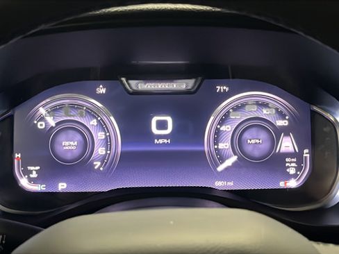 Used 2025 RAM 1500 Laramie w/ Night Edition AWD/4WD image 17