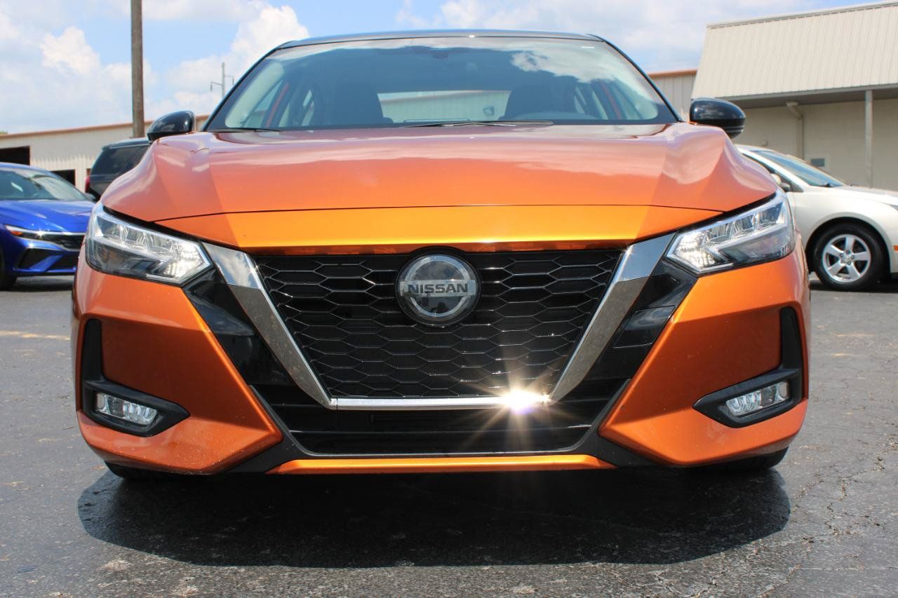 Used 2023 Nissan Sentra SR FWD image 2