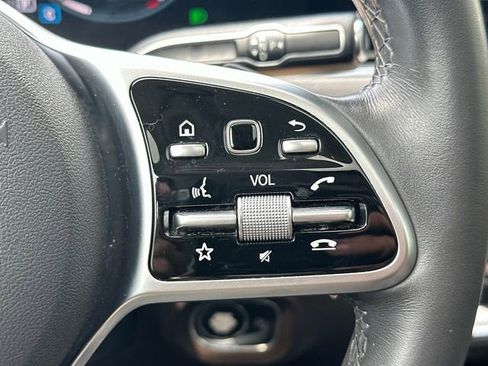 Certified 2020 Mercedes-Benz GLE 350 4MATIC image 22