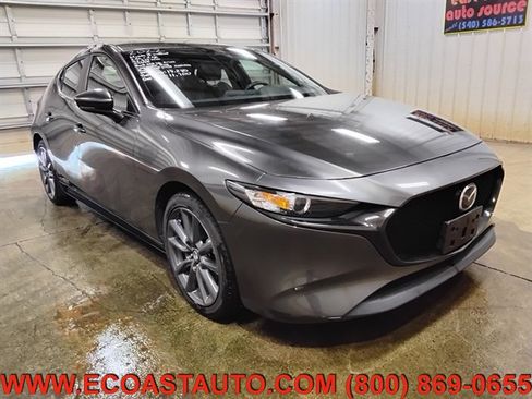 Used 2022 MAZDA MAZDA3 s AWD/4WD image 1