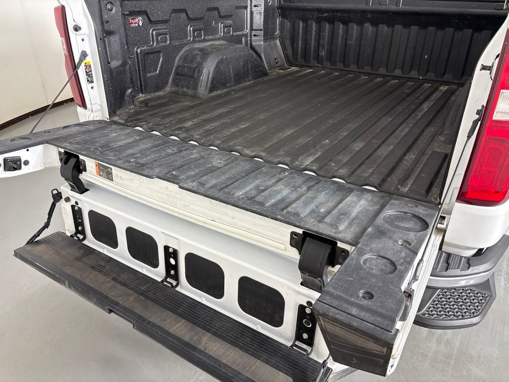 Used 2023 Chevrolet Silverado 1500 LTZ AWD/4WD image 15