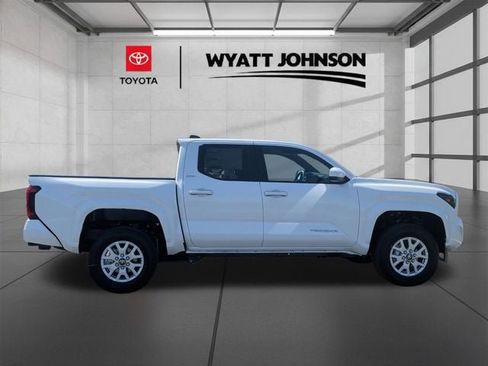 New 2026 Toyota Tacoma SR5 AWD/4WD image 6