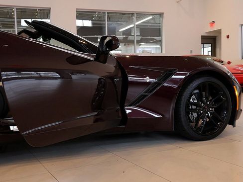 Used 2017 Chevrolet Corvette Stingray Coupe w/ Battery Protection Package image 41